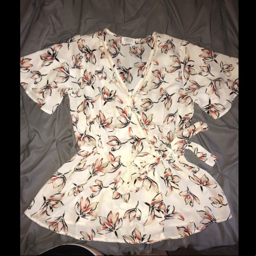 Pattern Flowy Top
